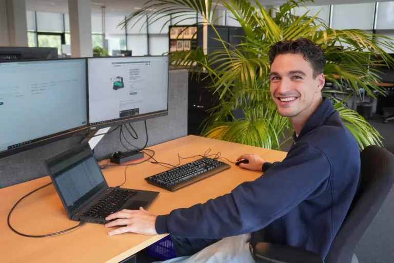 Online marketeer
