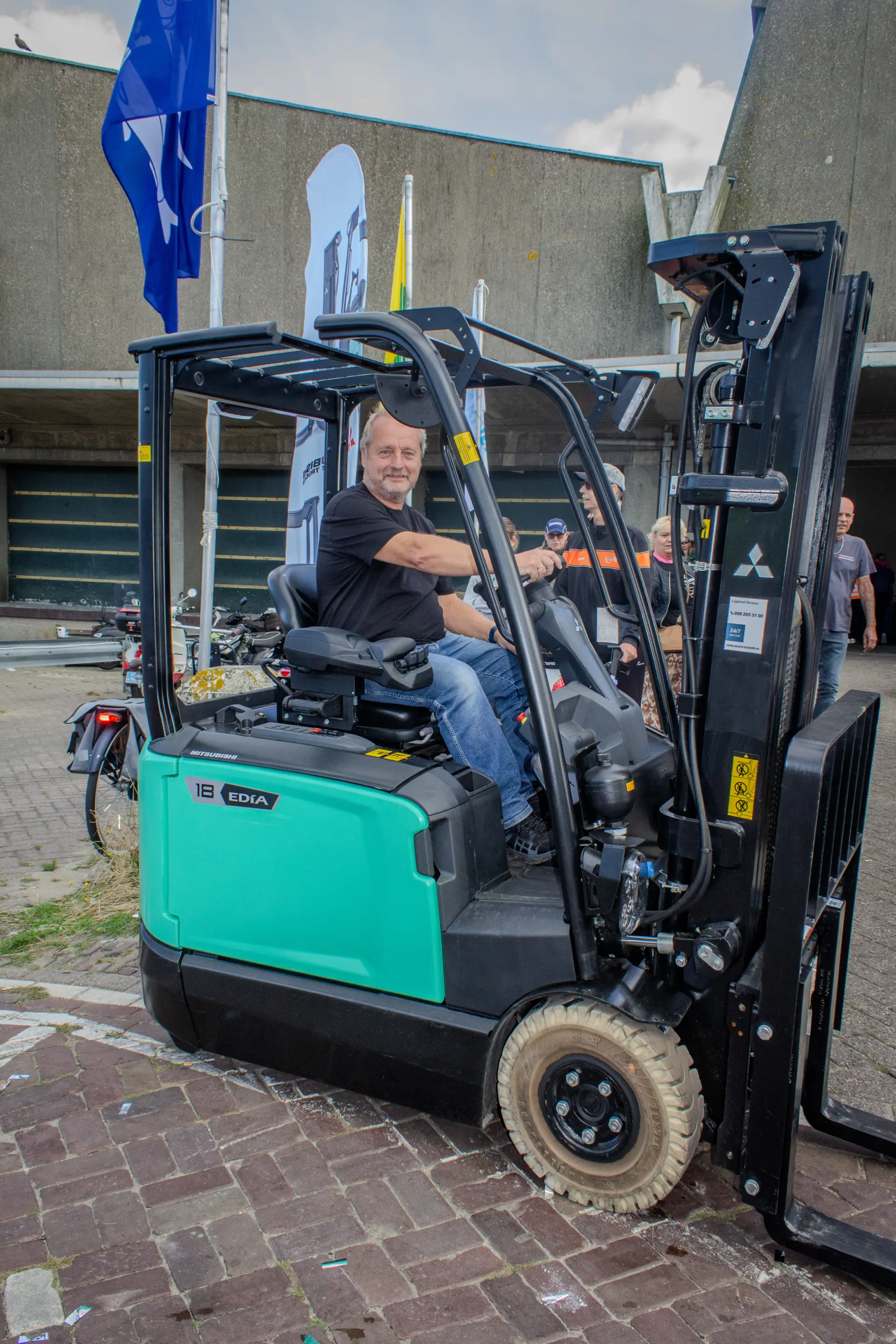 Logisnext sponsort de Ooievaarsrun